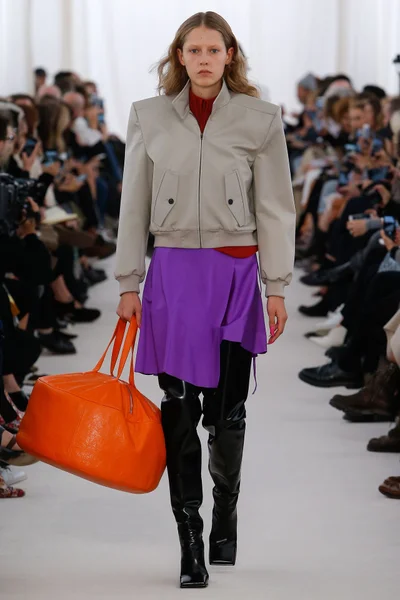 Look 5